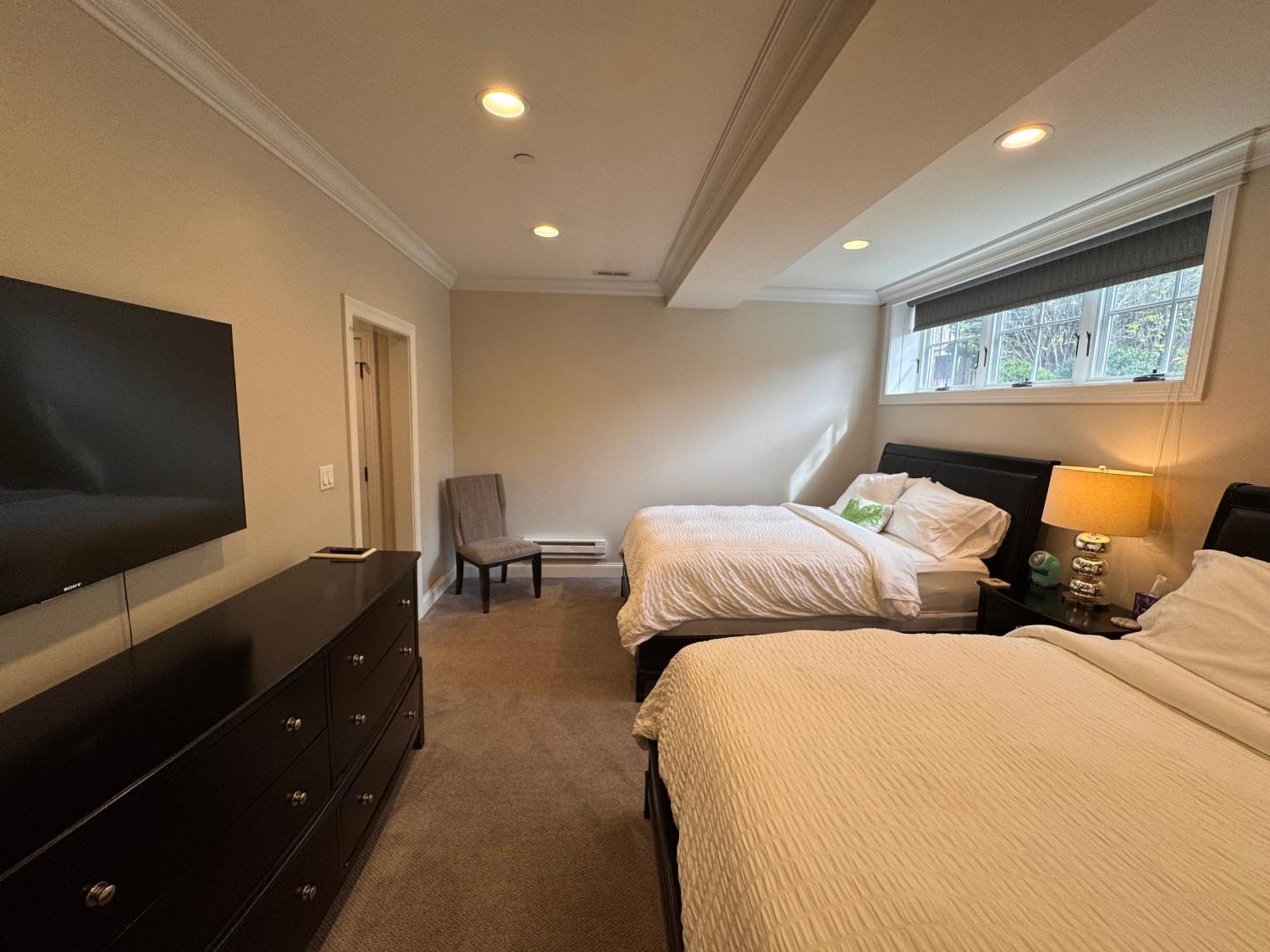 Deluxe Queen Room with Two Queen Beds