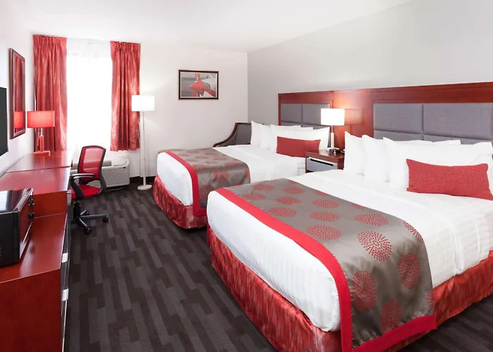 Golf hotels Ramada Plaza By Wyndham Chicago North Shore
