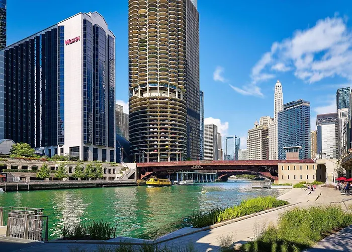 Westin Chicago River North