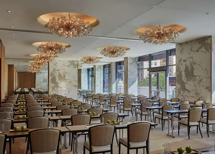 Beach Hotels Viceroy Chicago