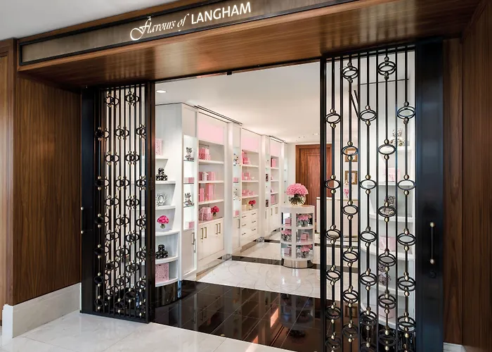 Romantic hotels Langham Chicago