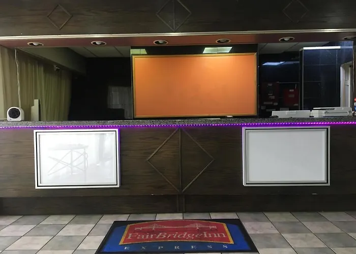 All Vacation Rentals Days Inn Melrose Park/O'Hare South